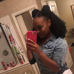 Meet your Posher, Stephanie